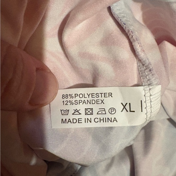 Colorful Abstract Print Leggings โ Size XL (New in Package) - Picture 3 of 5